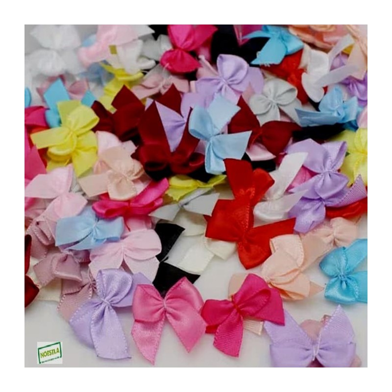 50 petits noeuds multicolores