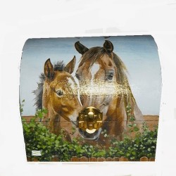 Coffre bois Chevaux serviettage