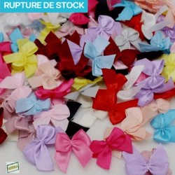 50 petits noeuds multicolores