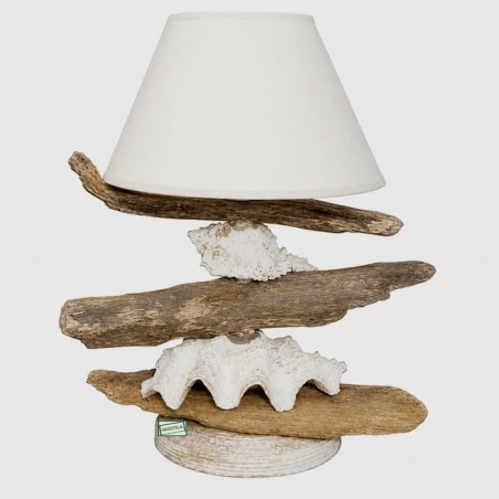Lampe en bois flotté