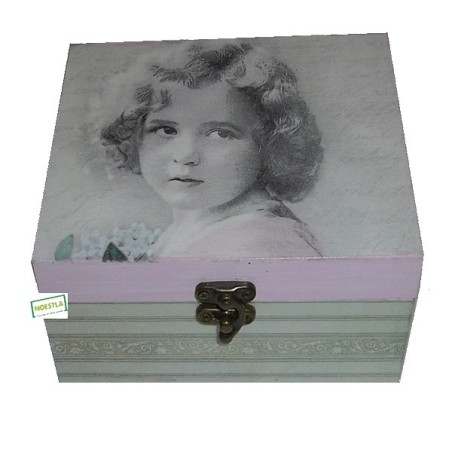 Boite en bois Fillette serviettage